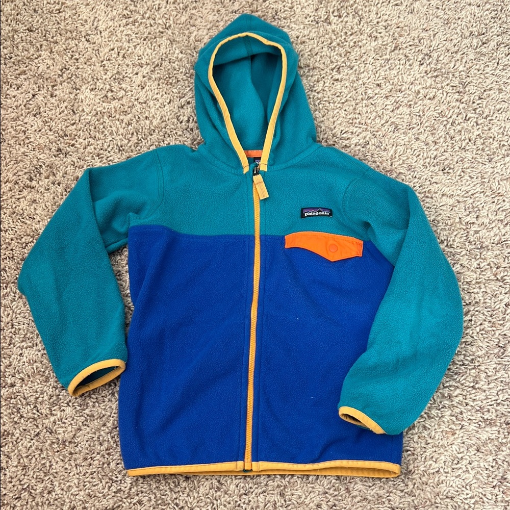 Patagonia toddler Micro D Fleece Zip Jacket with hood size 5